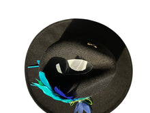 Load image into Gallery viewer, Amina Brim
